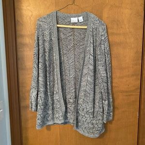 Cardigan in Excellent condition!!
